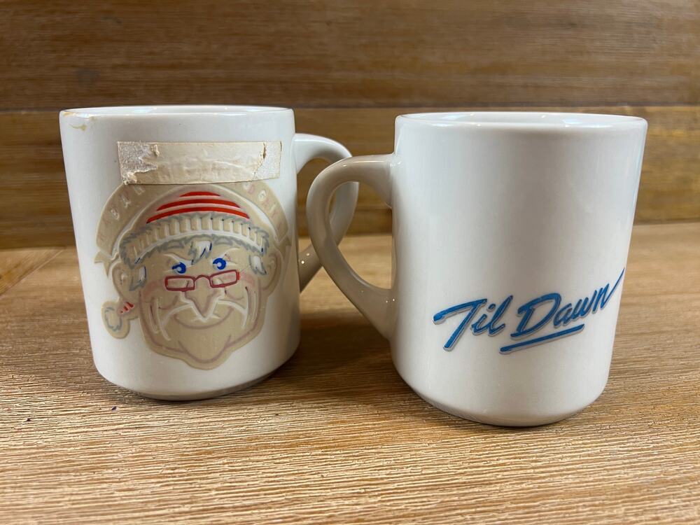 Vintage Denny’s Til Dawn Coffee Mug Lot Grandma & Moon Restaurant Promo Pair